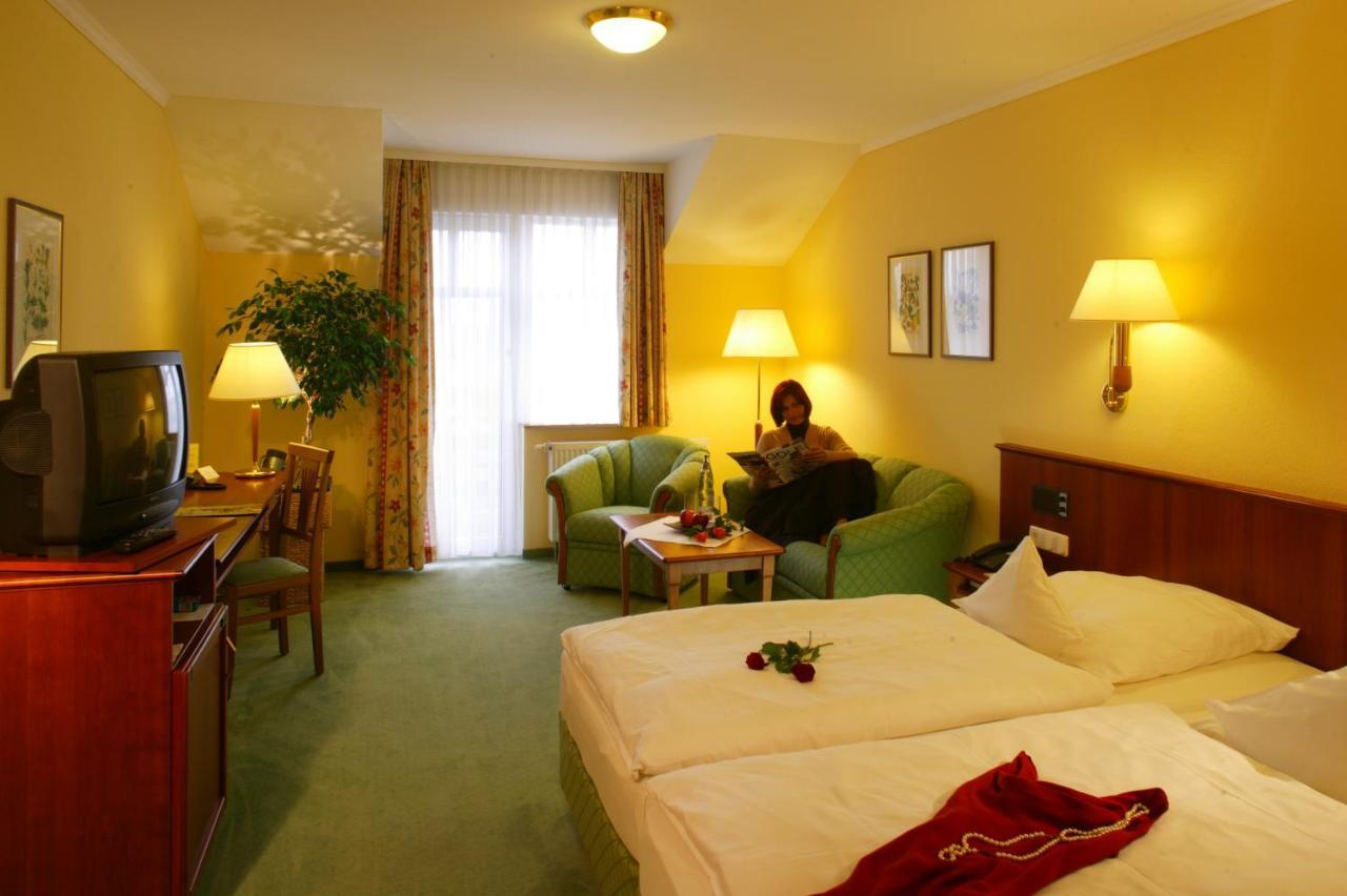 Ringhotel Hotel Zum Stein Oranienbaum-Woerlitz Ngoại thất bức ảnh