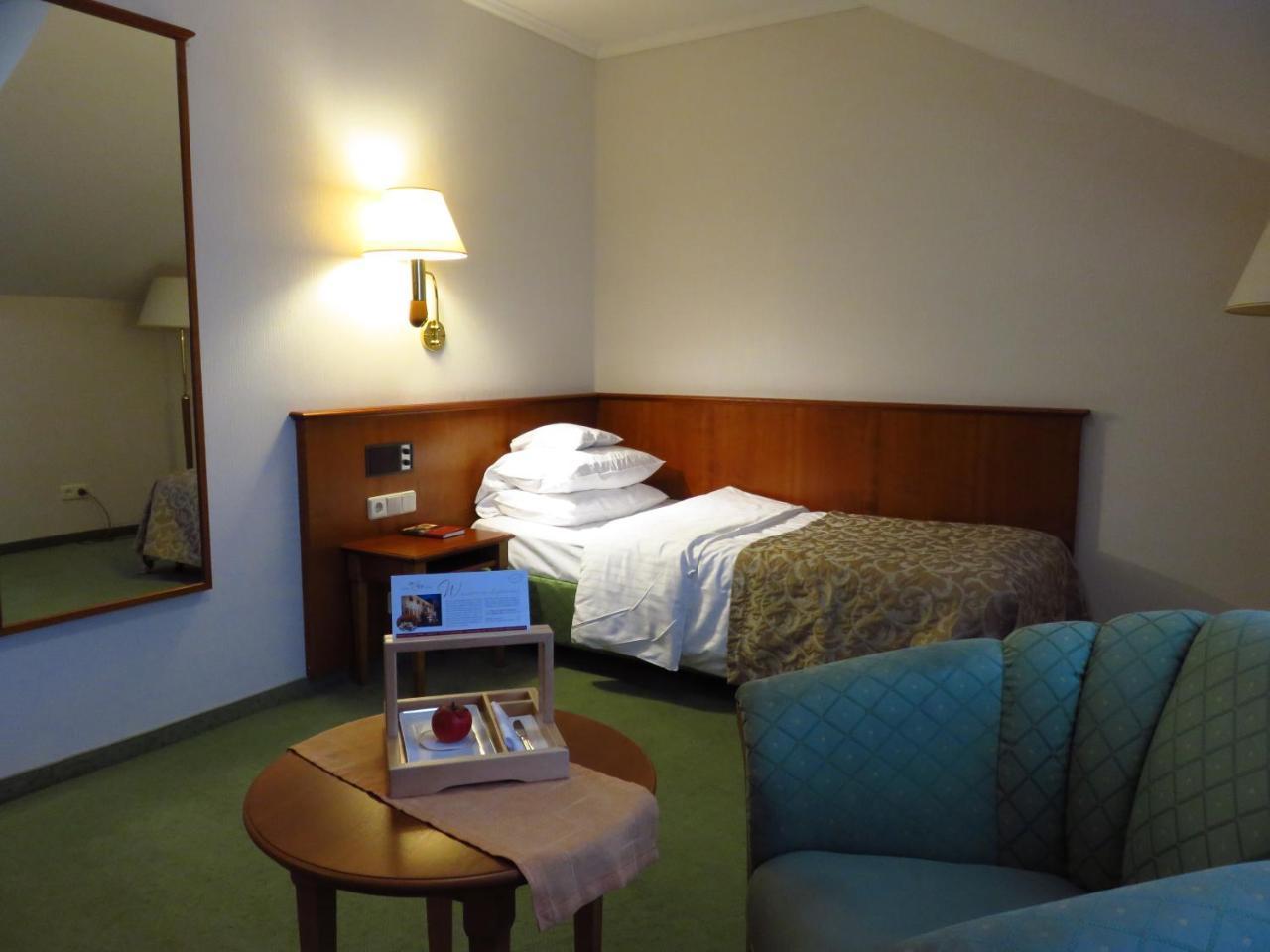 Ringhotel Hotel Zum Stein Oranienbaum-Woerlitz Ngoại thất bức ảnh